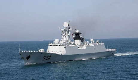 Tàu hộ vệ Từ Châu 530 Hải quân Trung Quốc đến Libya rút người Hoa về nước.